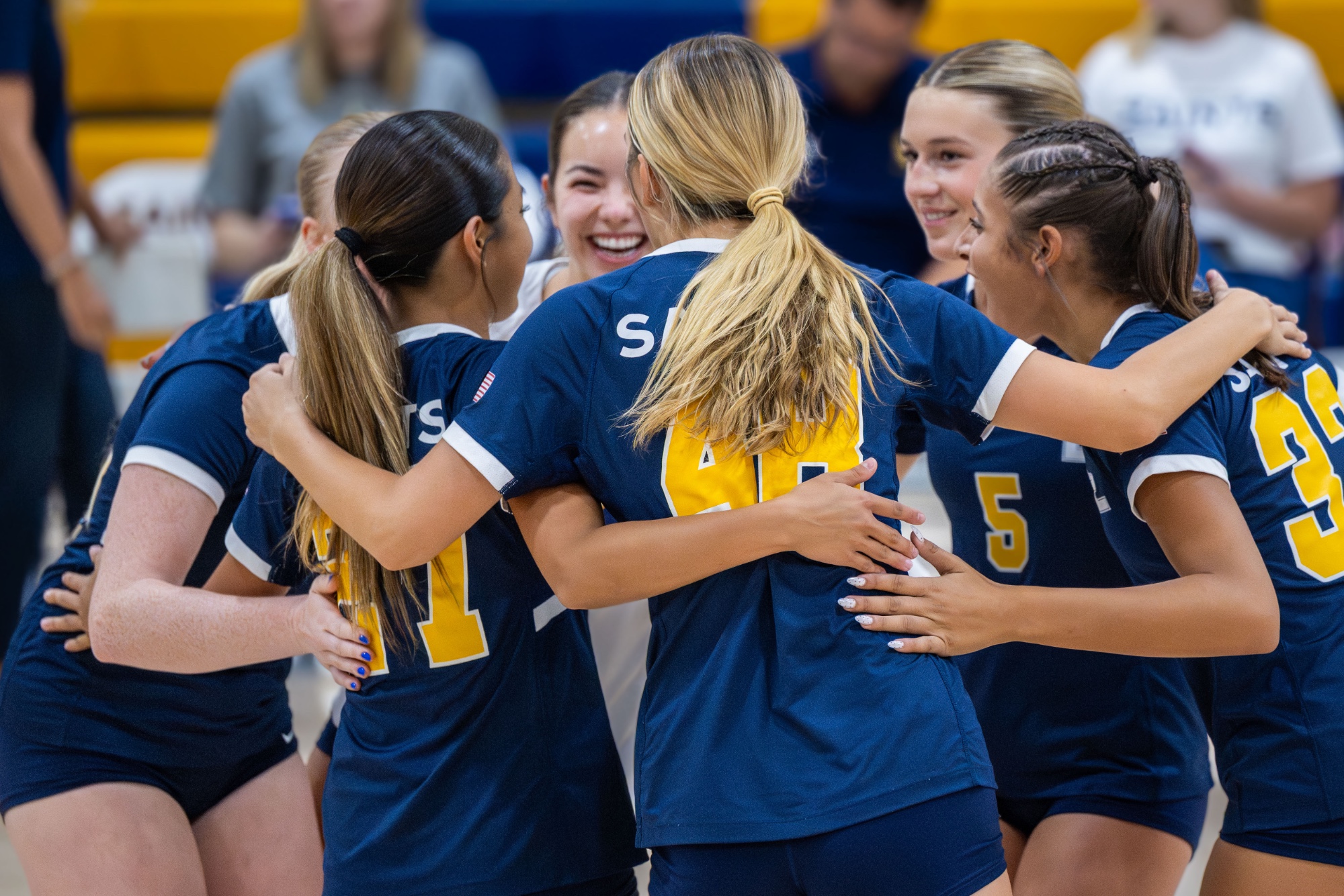 Crean Lutheran Girls Volleyball Sweeps Foothill to Win Freeway League Title