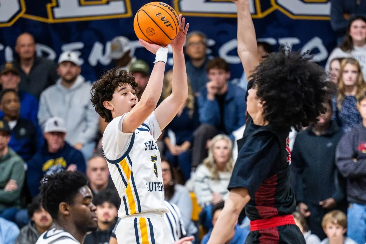 OC Sports Zone – Top-seeded Crean Lutheran rolls into semifinals with win over Village Christian