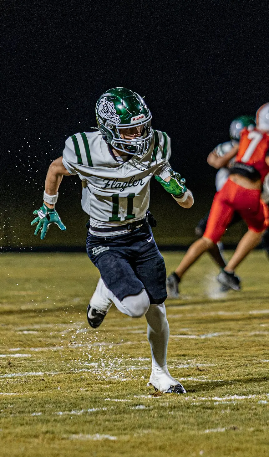 Bulldogs Bounce Back With 38-10 Rout at University