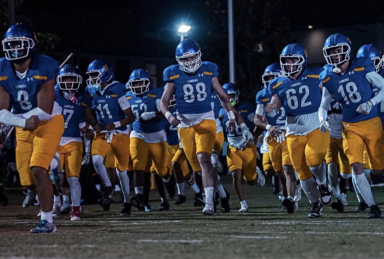 Football – Undefeated League Champions