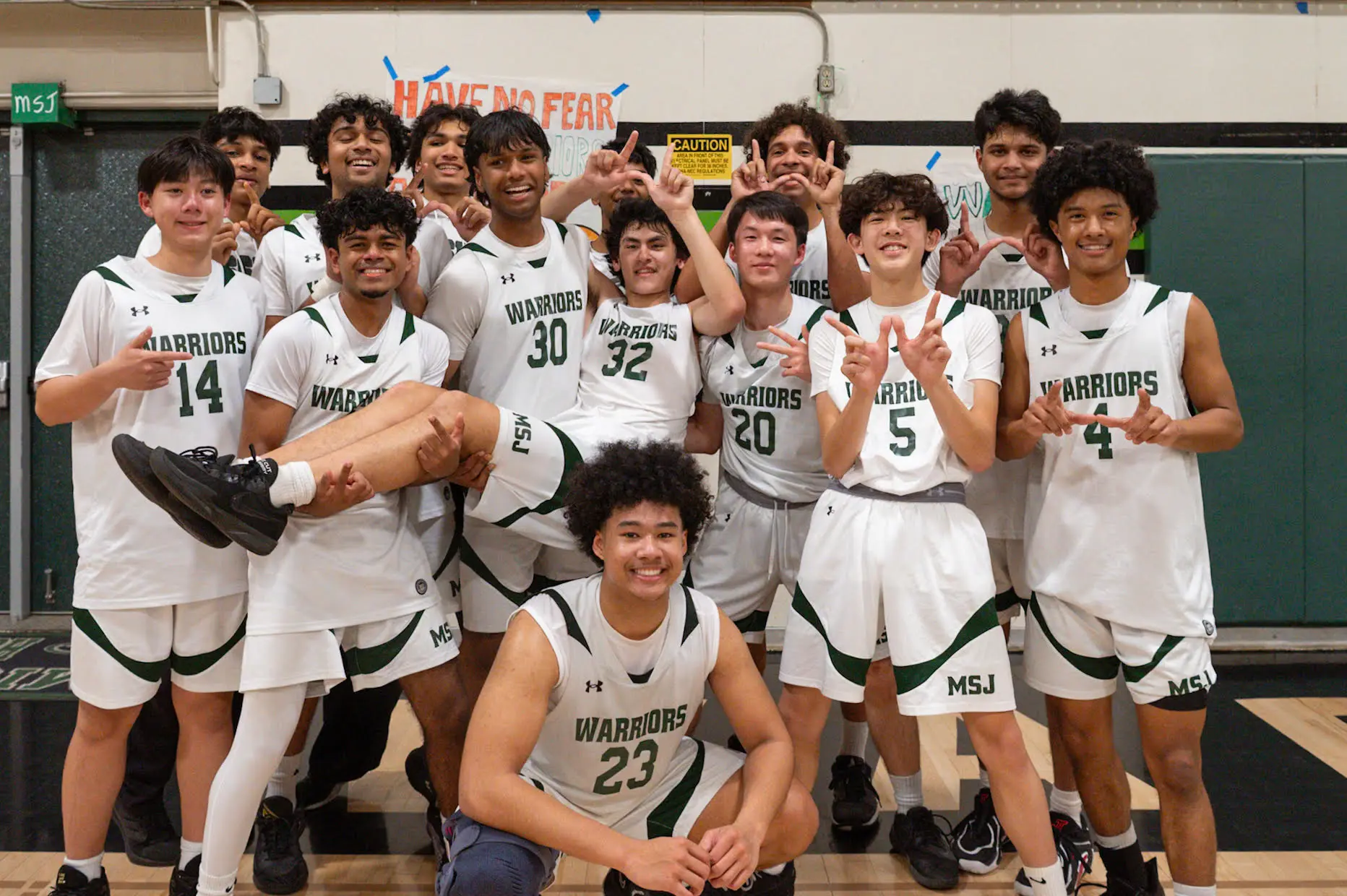 Boys Basketball Advances in the CIF State Championships