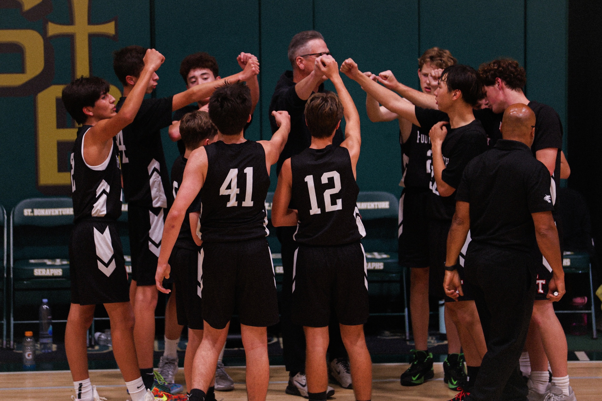 Boys’ Basketball Extends Winning Streak- Defeats St. Bonaventure