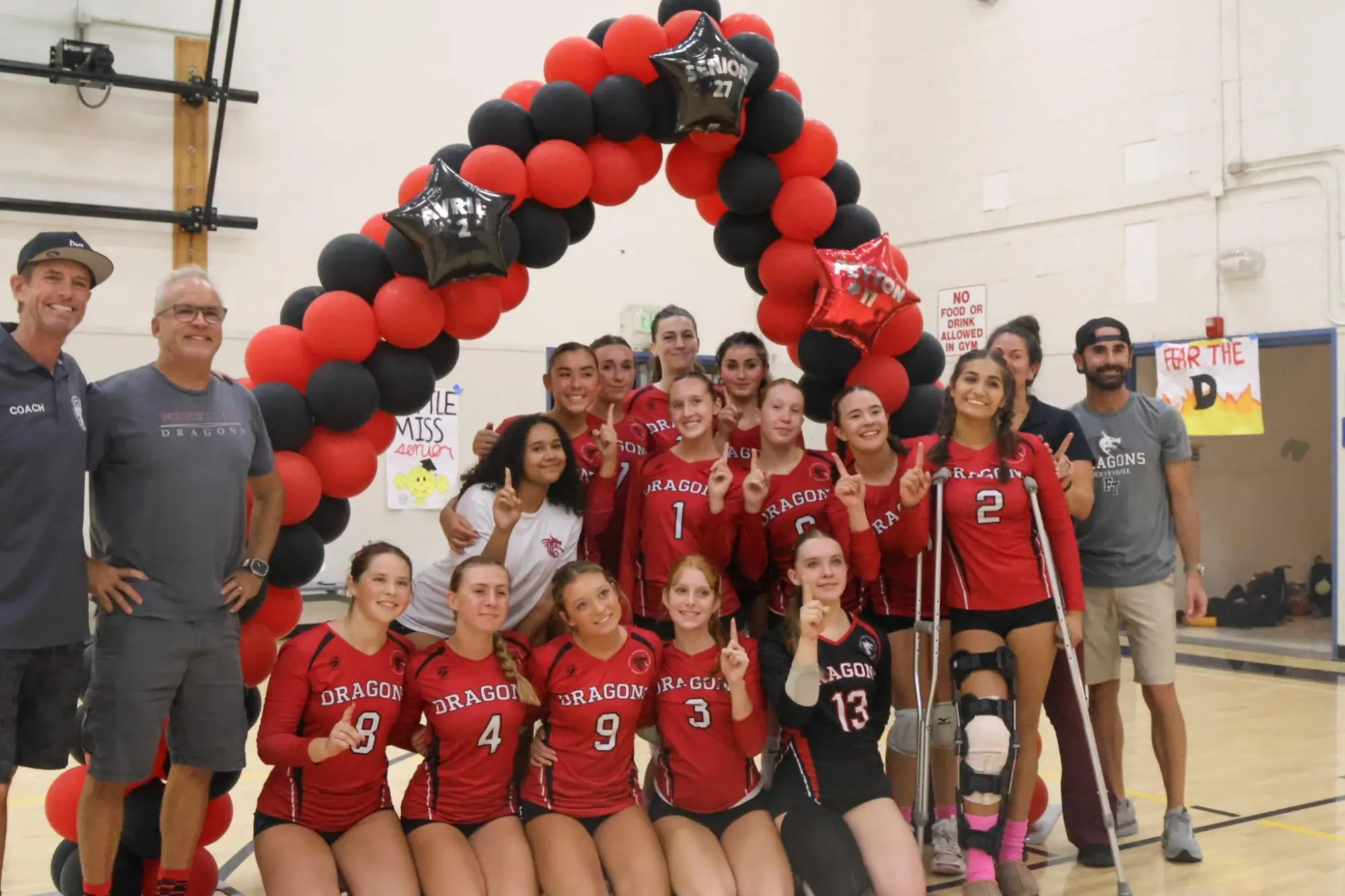 Girls Sweep Laguna on Senior Night