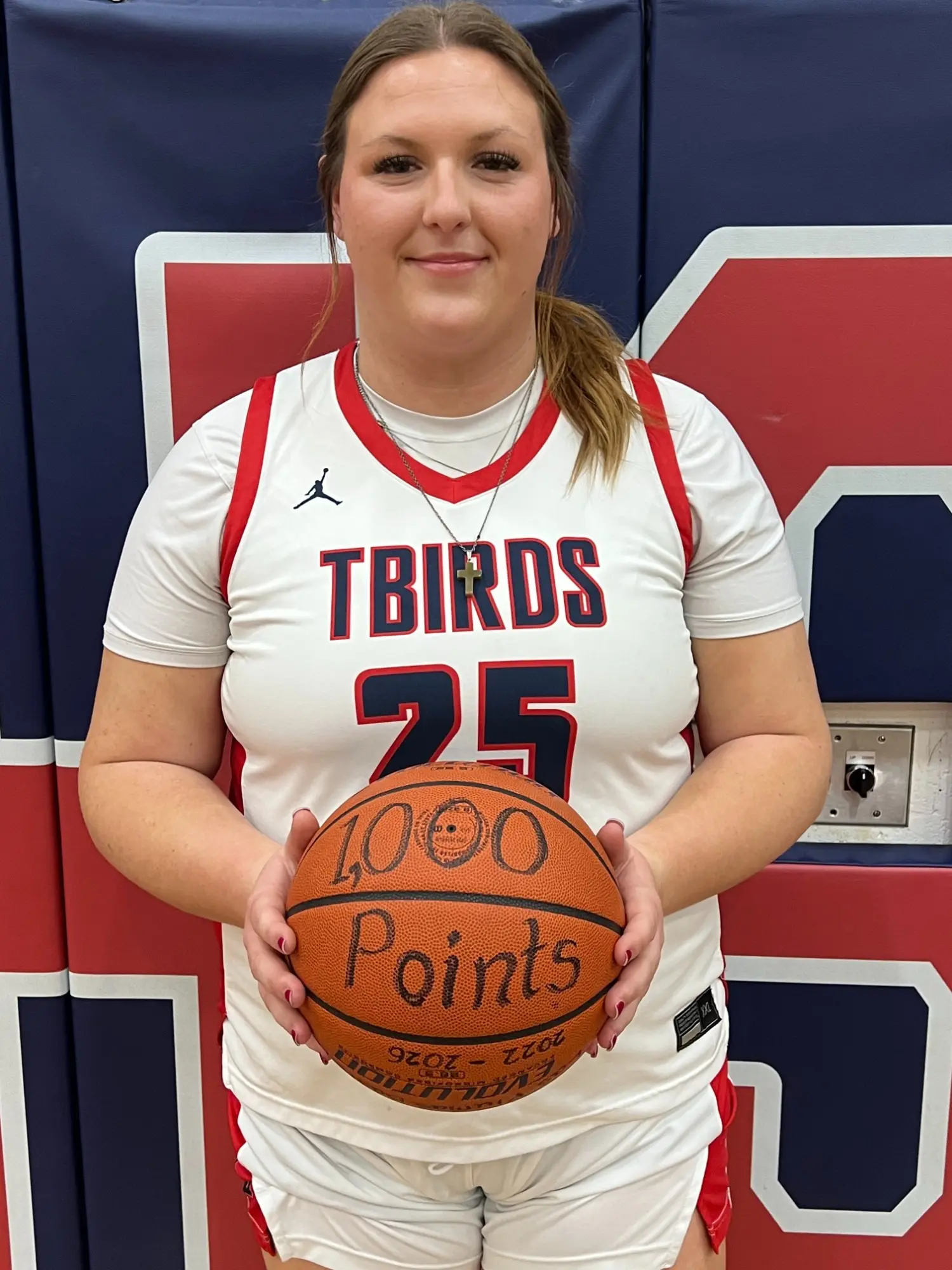 Ava Hepworth 1000 points, 1000 rebounds