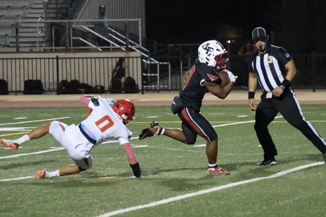 Thunderbirds Soar on Homecoming Night, Rout Yreka 55–7