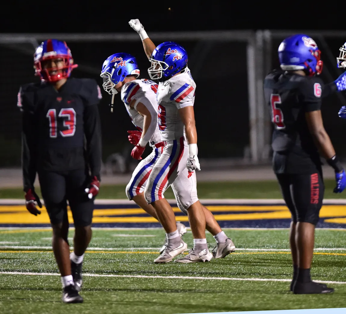 Griffins Take Control in the 2nd Half to Beat Serra