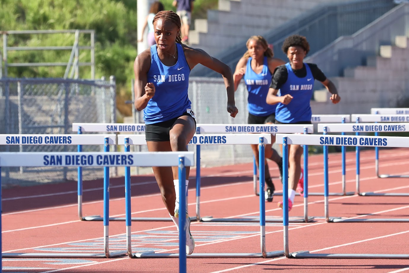 Bowen-Fontenot and Fontenot Lead Cavers on the Track