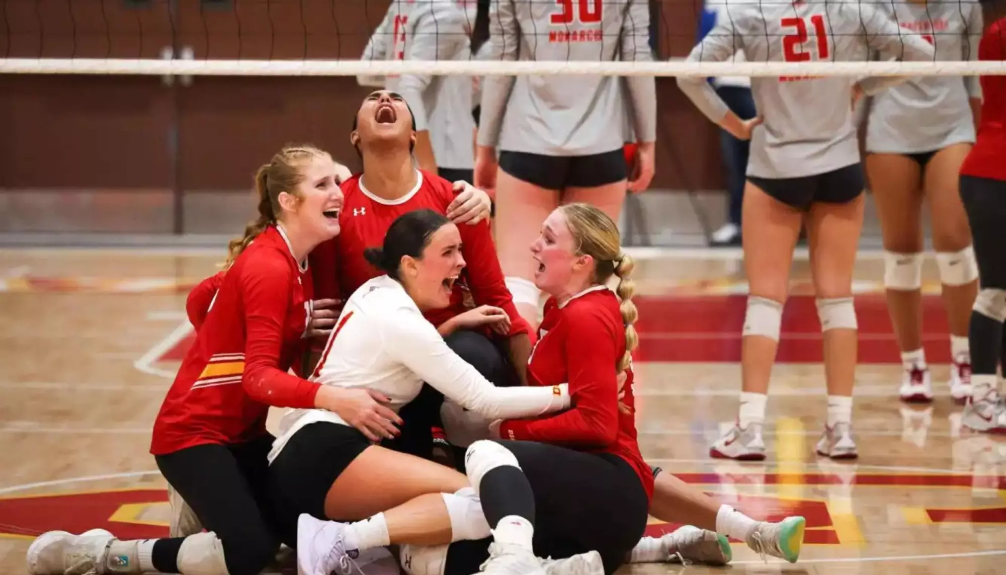 Cathedral Catholic bounces Mater Dei