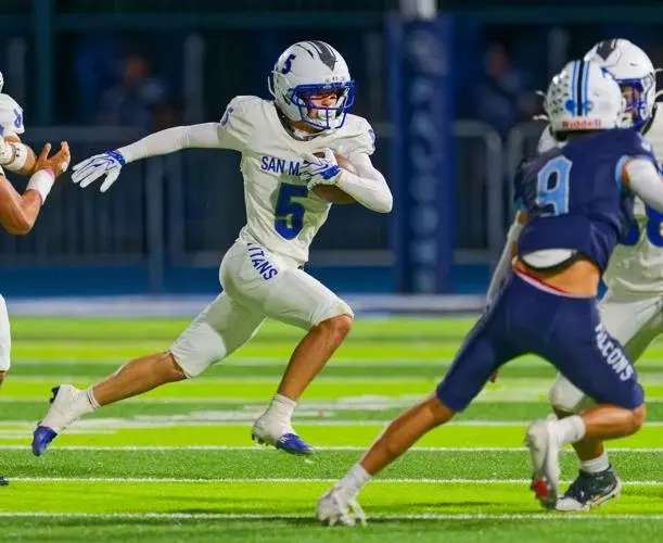San Marino Rallies Late to Defeat Crescenta Valley